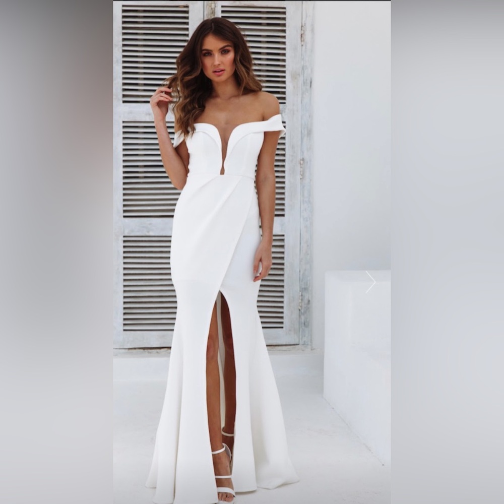 Hello Molly Dear Emilia Isabelle Maxi Dress